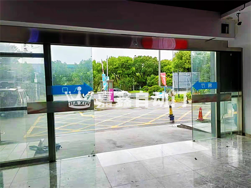 怎样避免科技门伤人